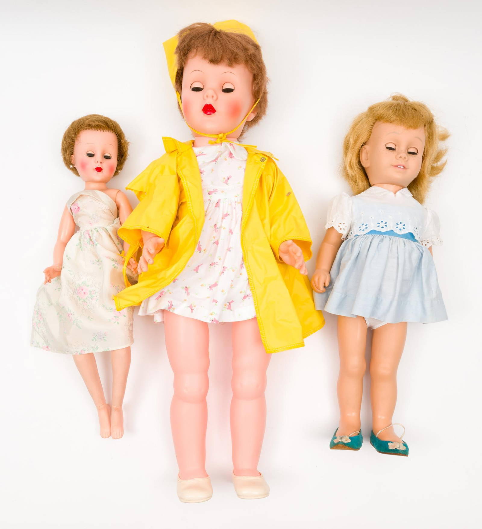 3 Vintage Dolls Auction