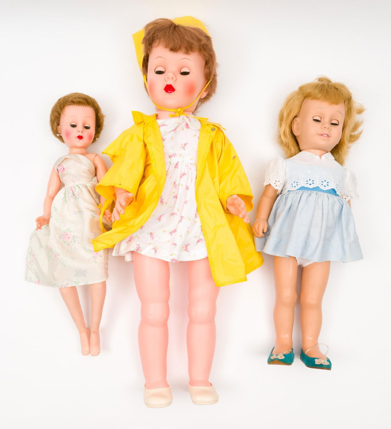 3 Vintage Dolls Auction
