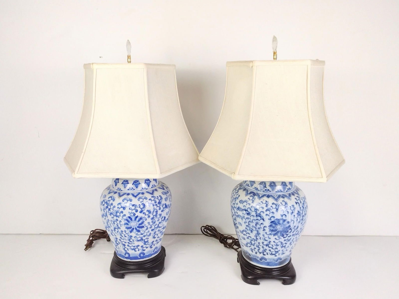 Pr Blue and White Ceramic Table Lamps (1 of 2)