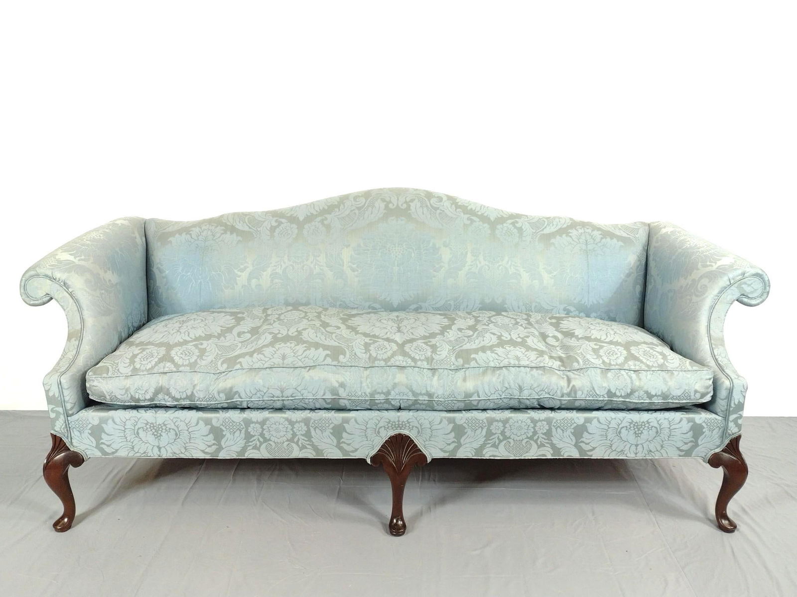 Hickory chair online chippendale sofa