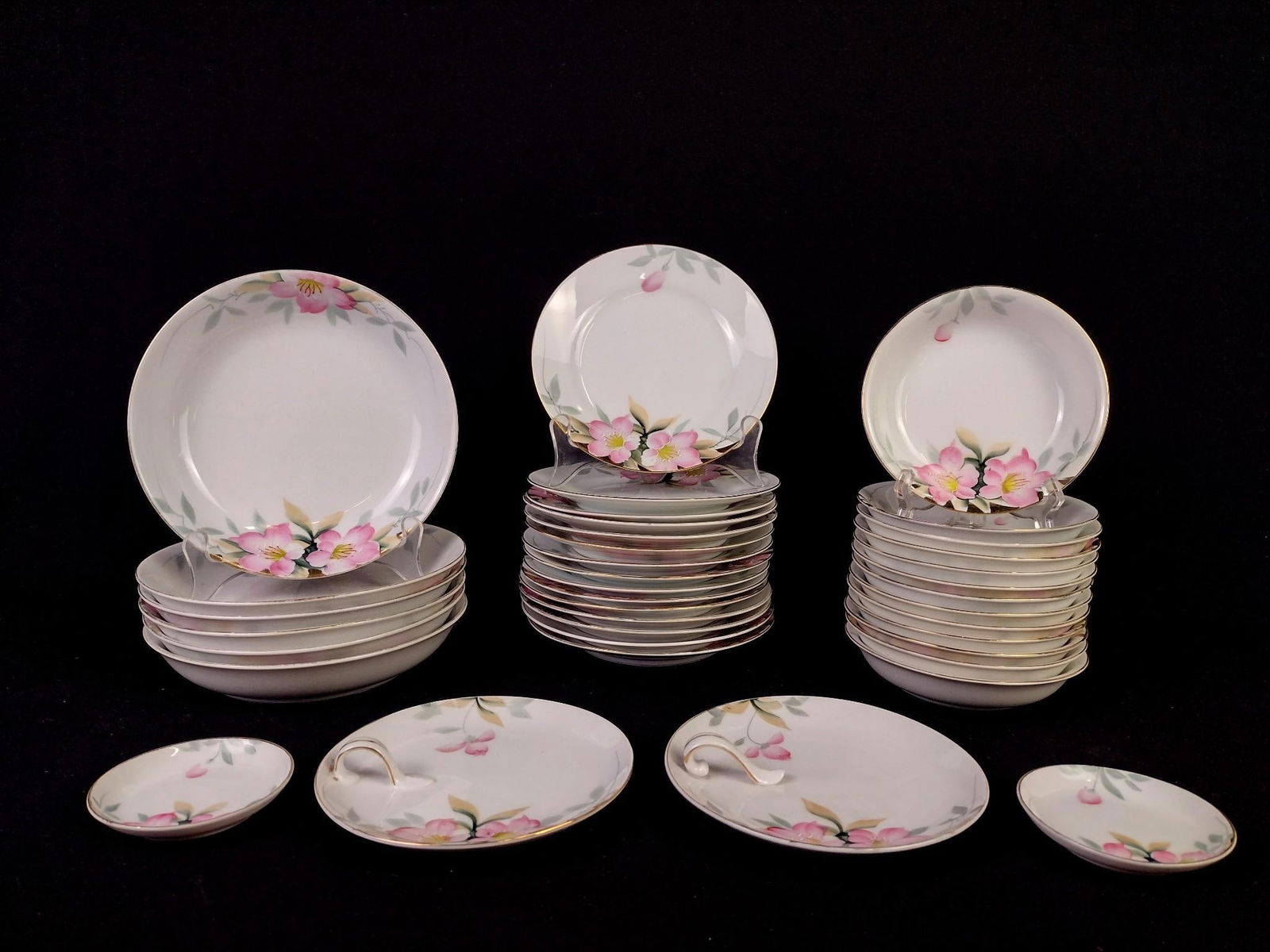 38 Pcs Noritake Azalea incl Lemon Dishes (1 of 4)