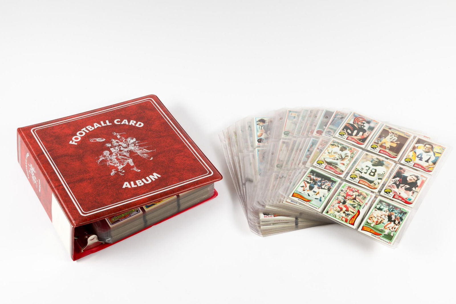 1982 Vintage Topps Football Set With Lawrence Taylor Rookie Card (1 of 9)