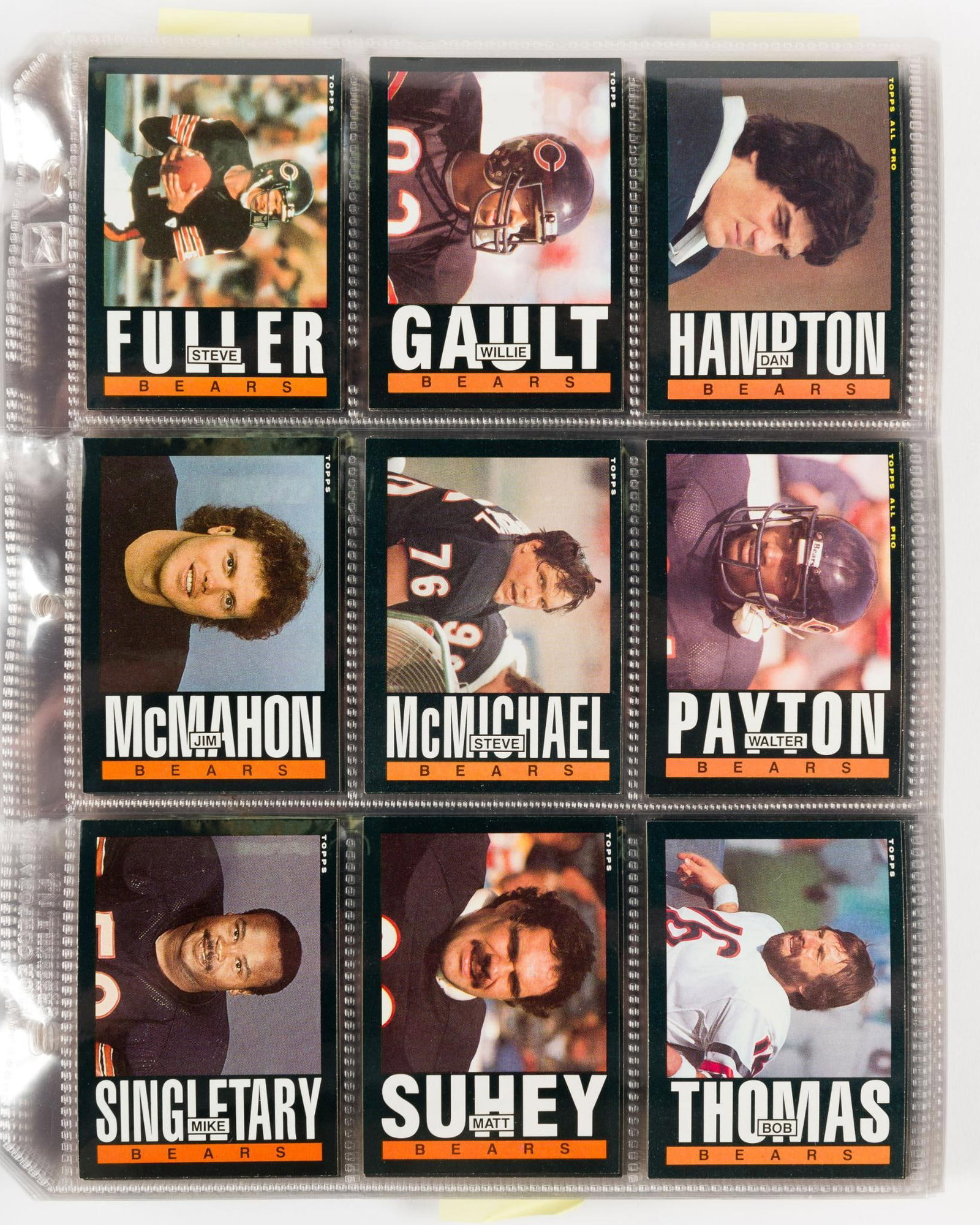 1985 Topps Football Set: With Payton #33, Montana #157, Elway #238, and Moon rookie #257. Nr. MT/MT. CONDITION: MEG/DB