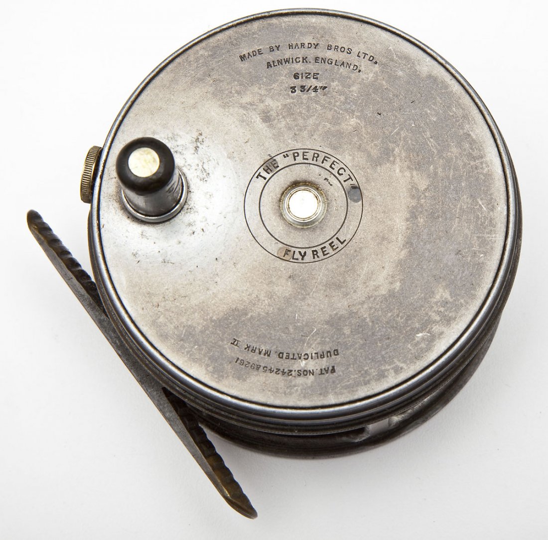 Hardy Brothers Ltd The "Perfect" Fly Reel: DESCRIPTION: Hardy Brothers Ltd, Alnwick, England The "Perfect" fly reel. Marked "Size 3-3/4" and "Pat. Nos. 24245&9261 Duplicated Mark II" in an original Hardy Brothers box for a 4-1/4" Super Silex r