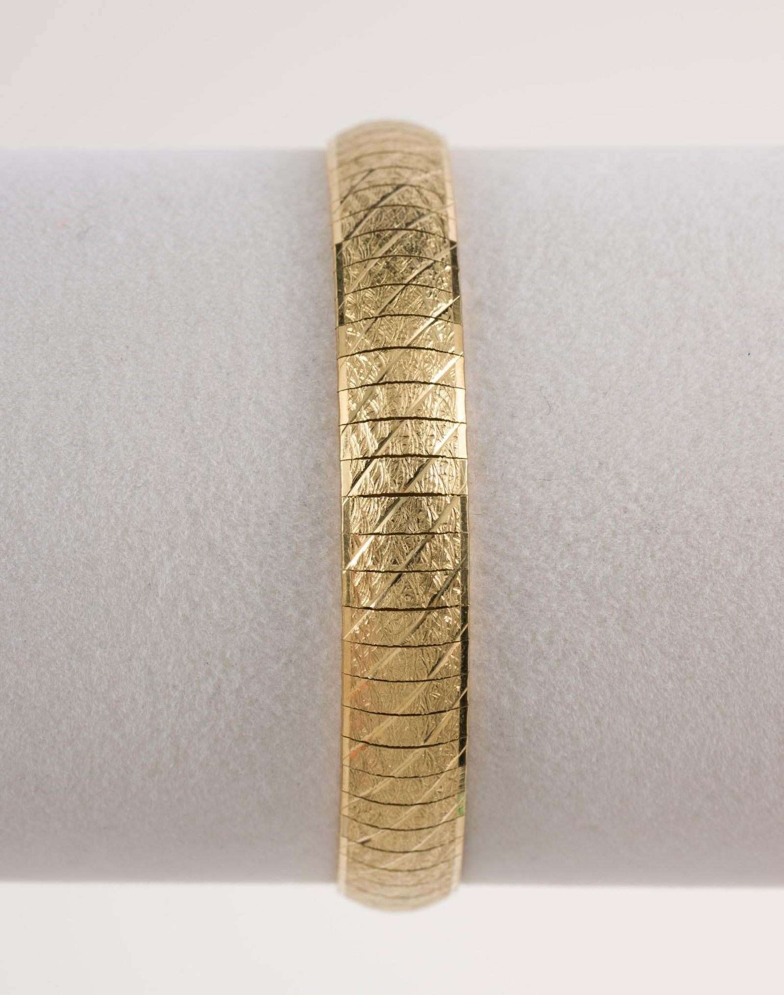 10k Gold Bracelet (1 of 5)