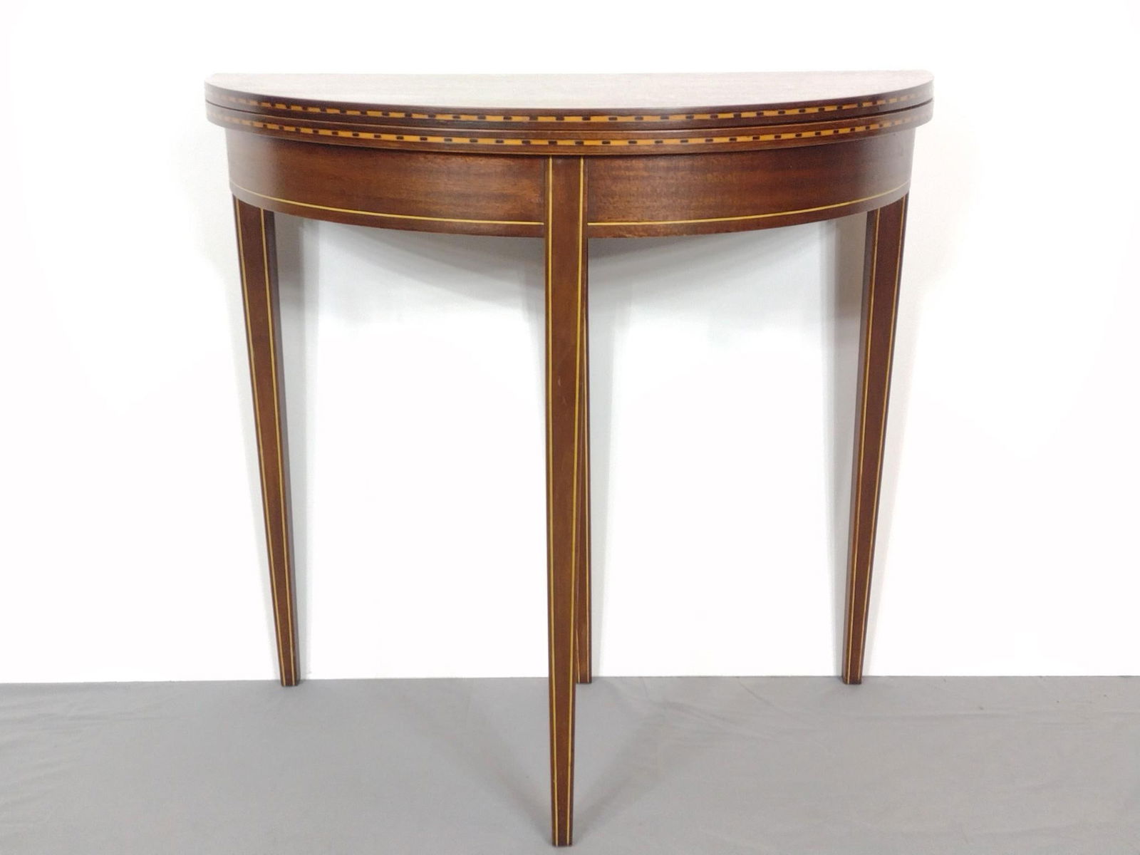 Brandt Mahogany Inlaid Game Table (1 of 9)