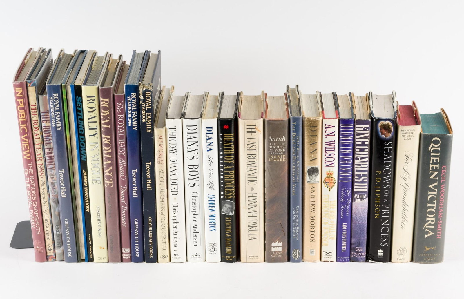 Grouping of Royal Family Books Incl Princess Dianna (1 of 6)