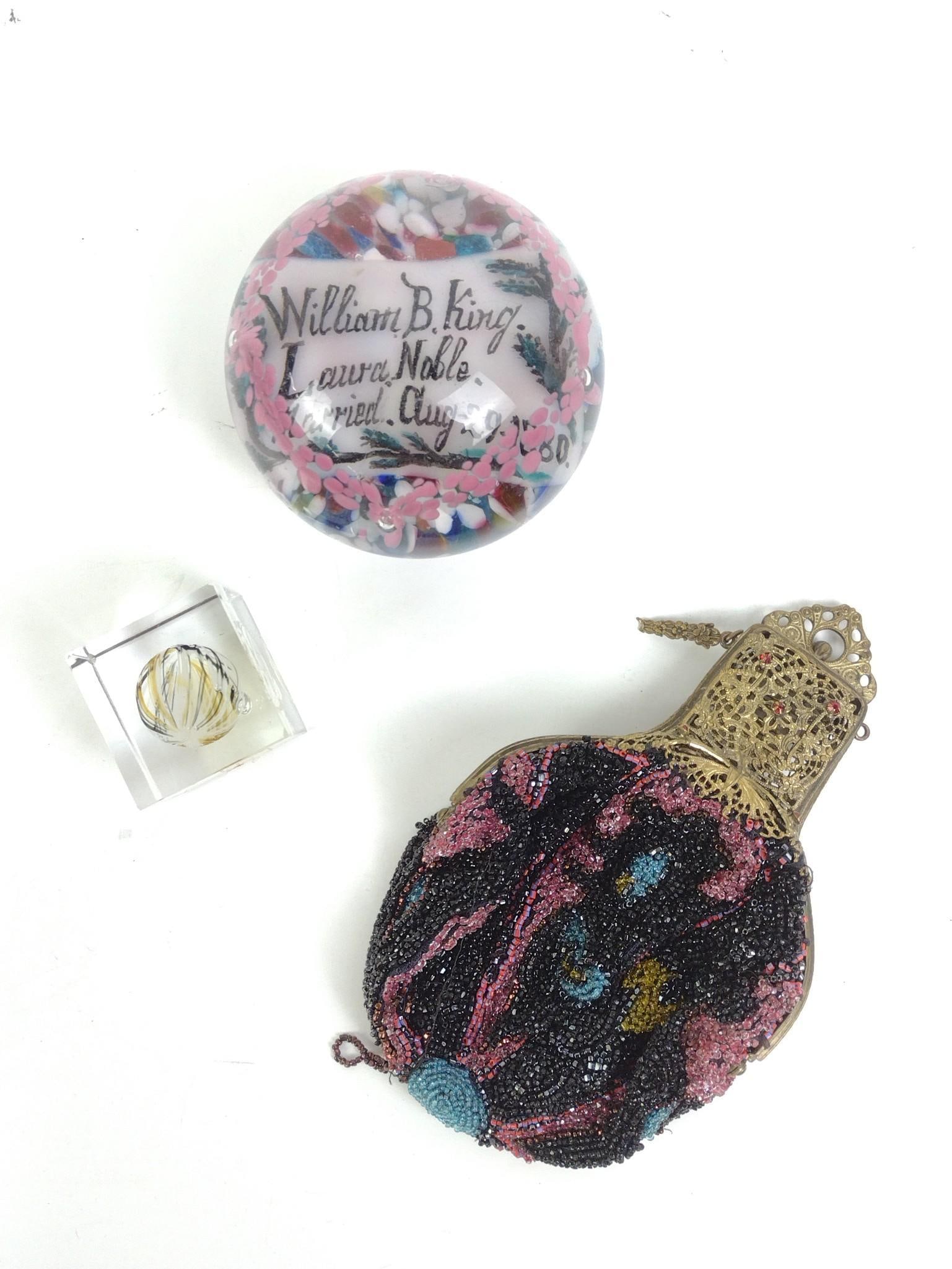 4 Pcs incl Glass Paperweight (1 of 8)