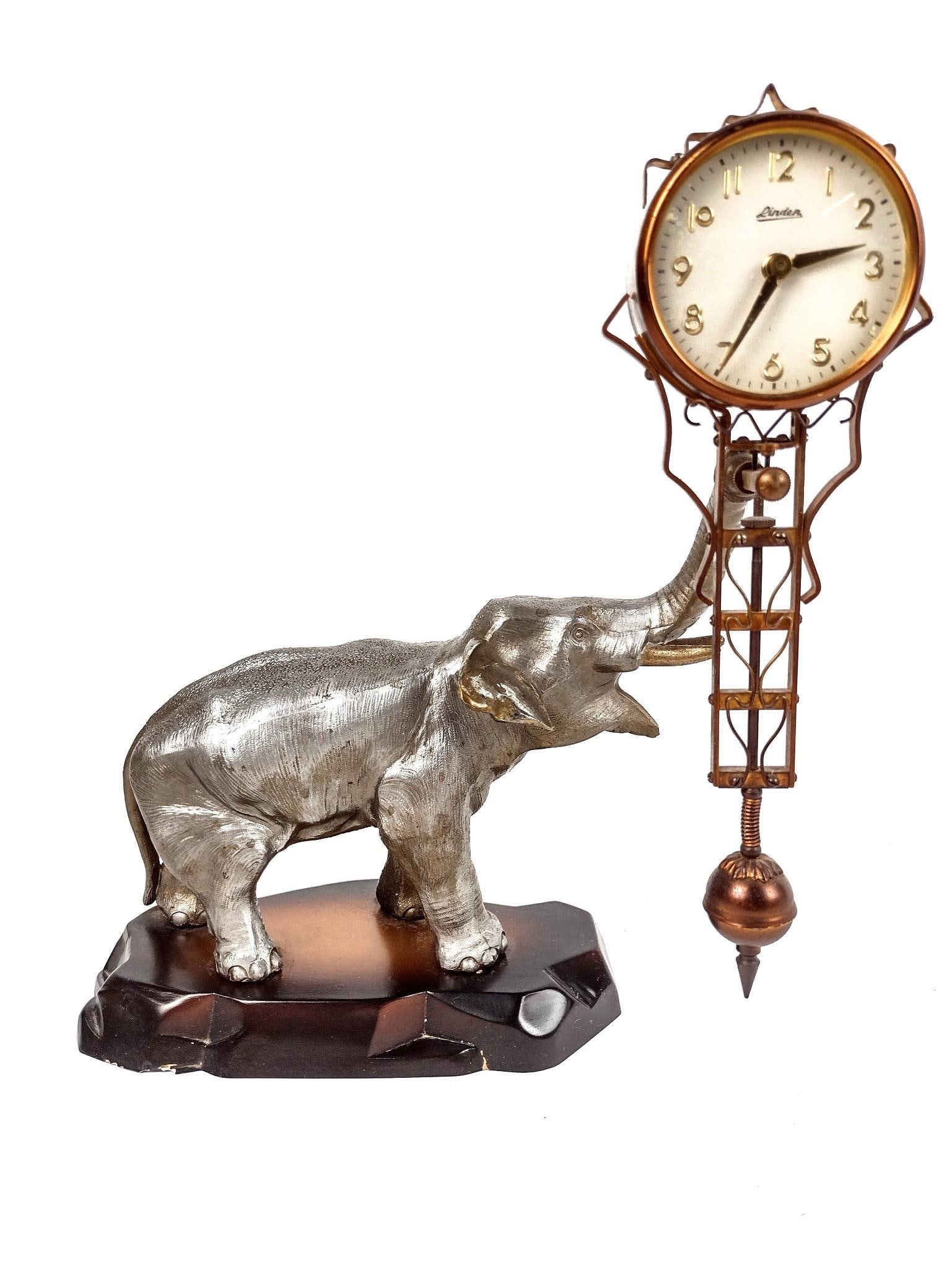 Linden Elephant Swing Arm Clock (1 of 5)