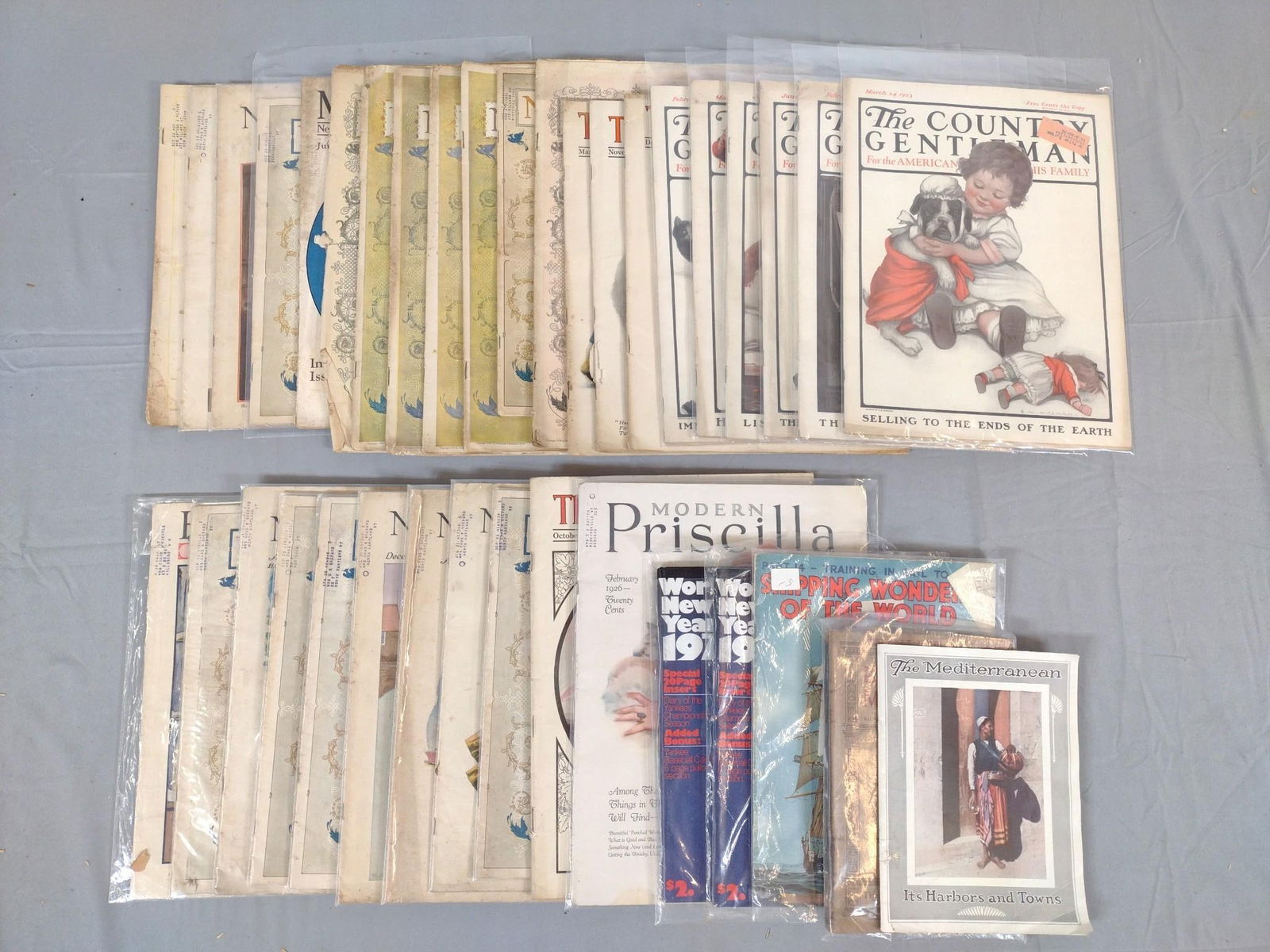 Large Grouping of Vintage and Antique Magazines (1 of 4)