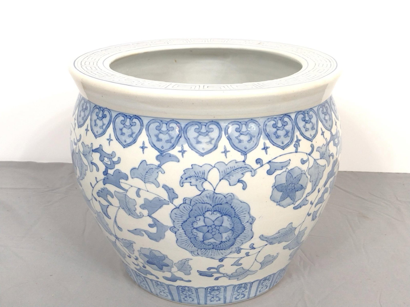 Blue & White Asian Planter (1 of 4)