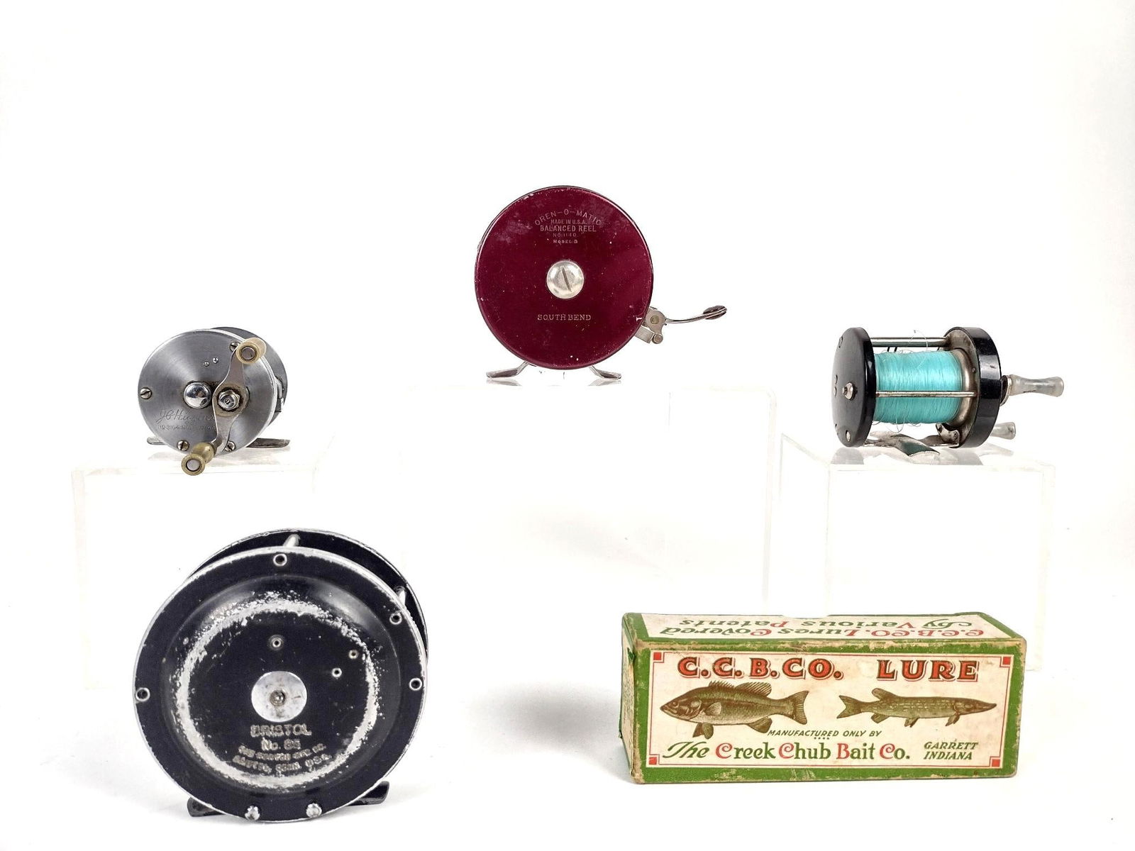 4 Vintage Fishing Reels and C.C.B.Co. Lure (1 of 6)