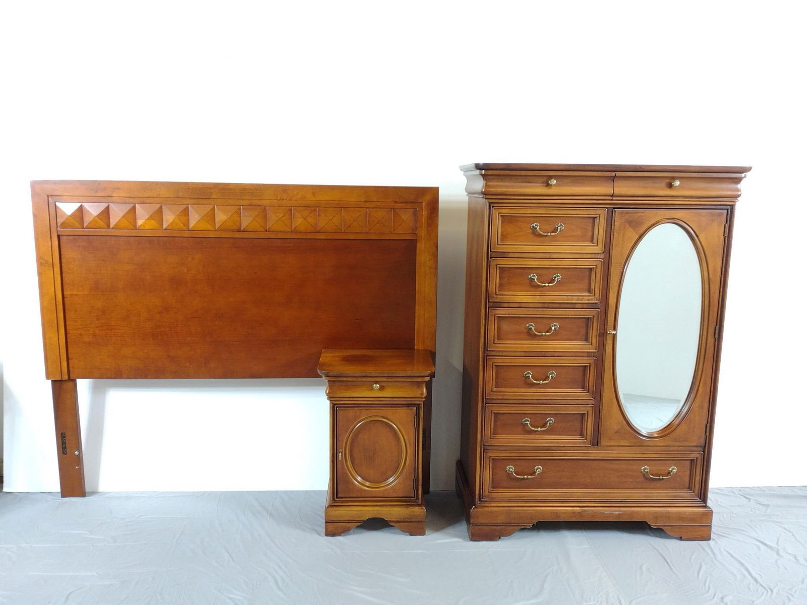 3 Pc Lexington Bedroom Set (1 of 12)