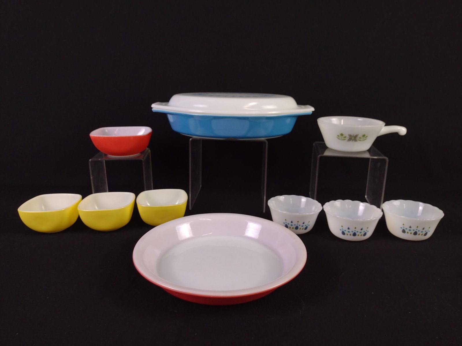 10 Pcs Misc Pyrex Incl Casserole (1 of 4)