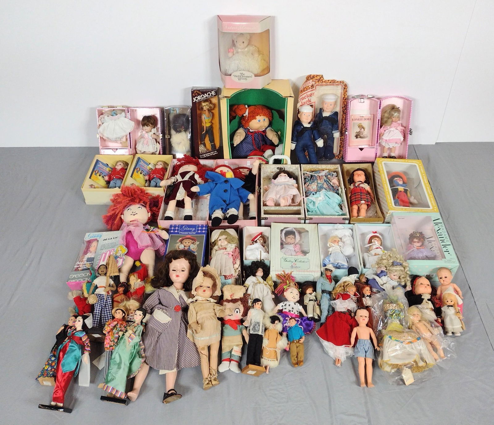 Large Lot Of Dolls Incl Cracker Jack (1 of 5)