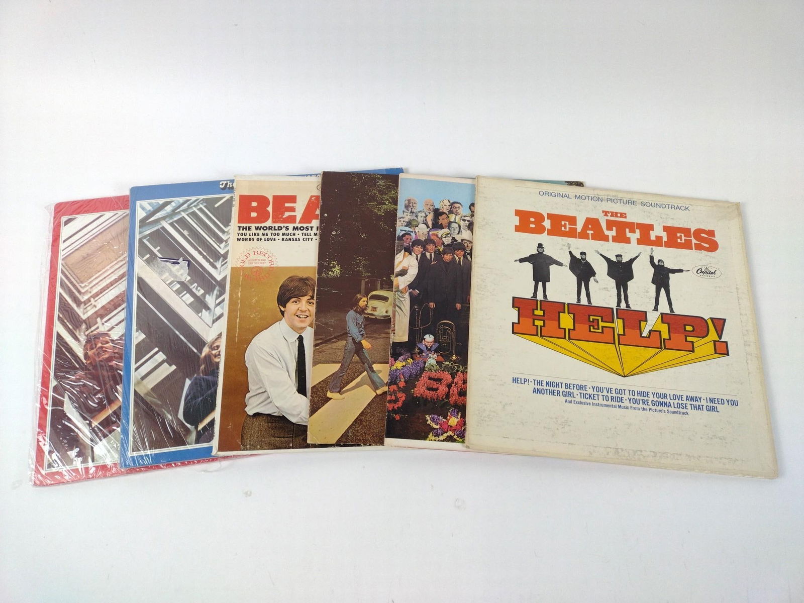 6 Beatles Records Incl Abbey Road (1 of 3)