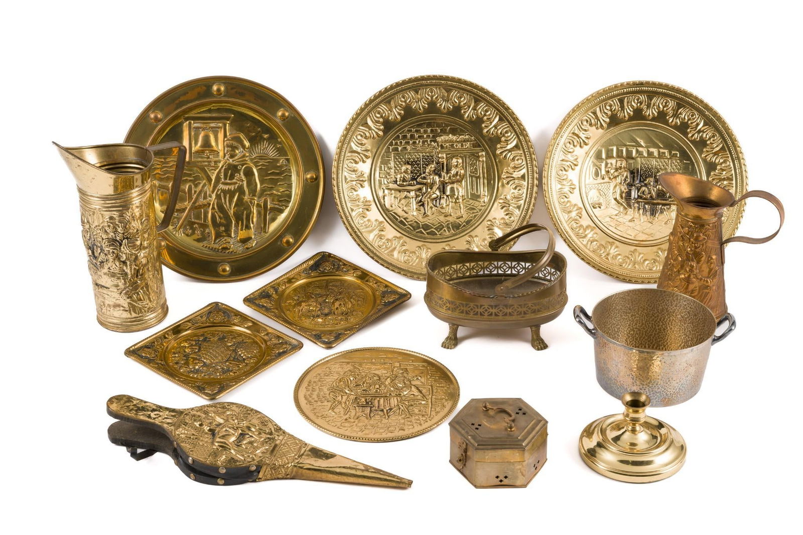 13 Pcs Brassware incl Pressed (1 of 7)