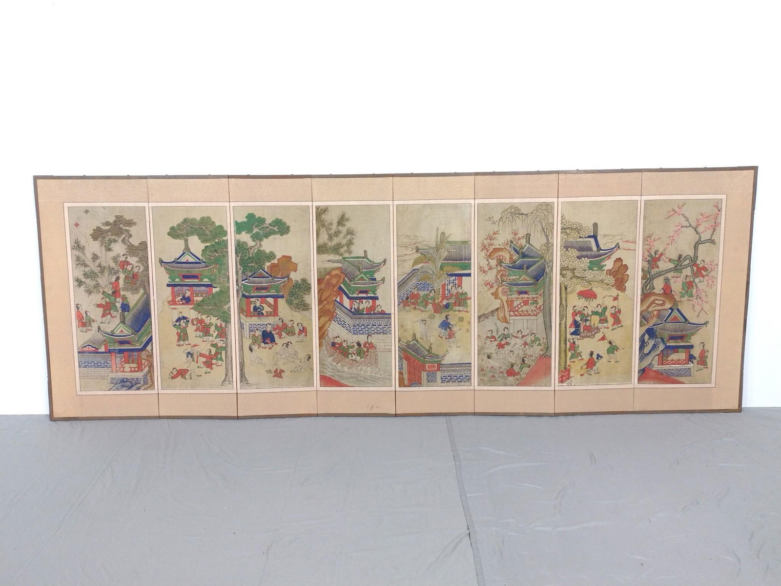 8 Panel Asian Wall Hanging (1 of 7)