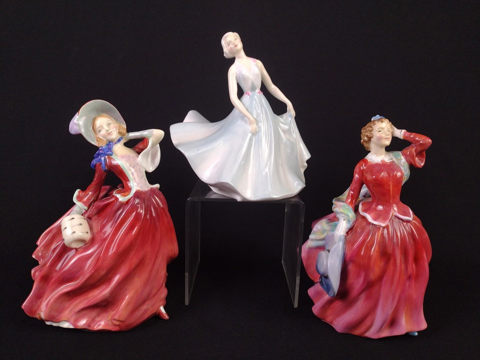 3 Royal Doulton Figurines Incl "Pirouette" (1 of 10)