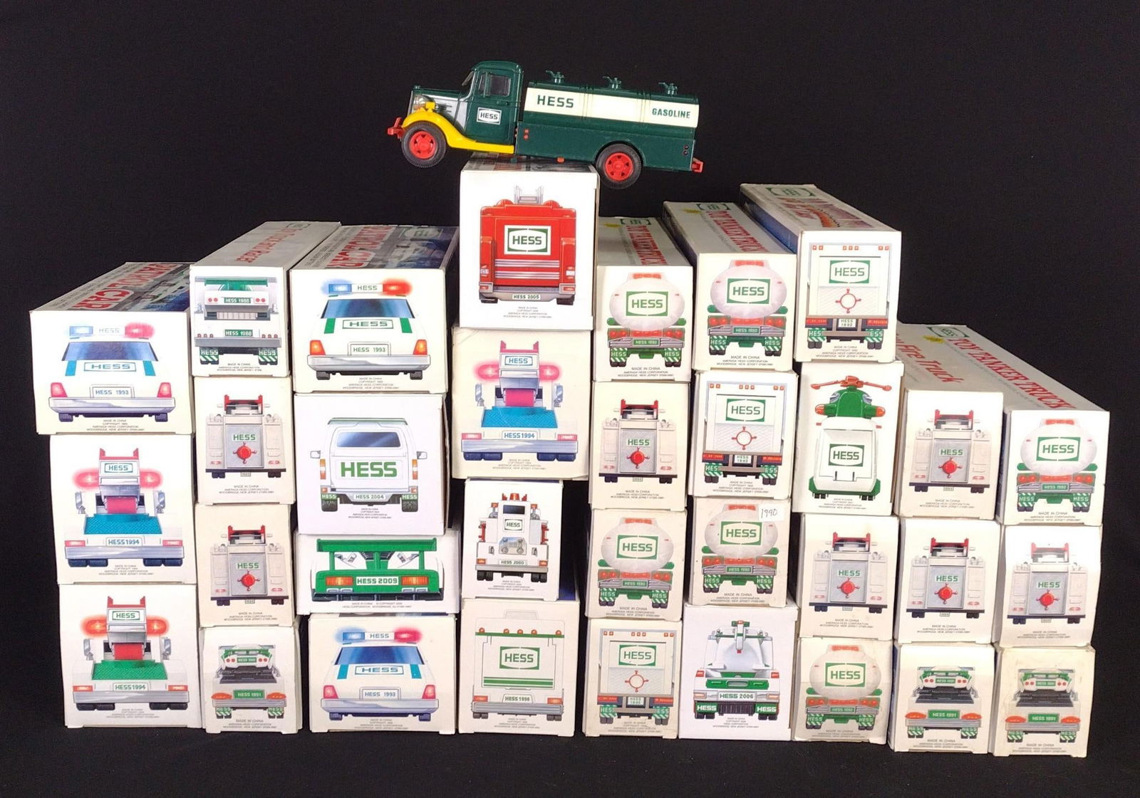 34 Hess Trucks (1988-2006) (1 of 6)
