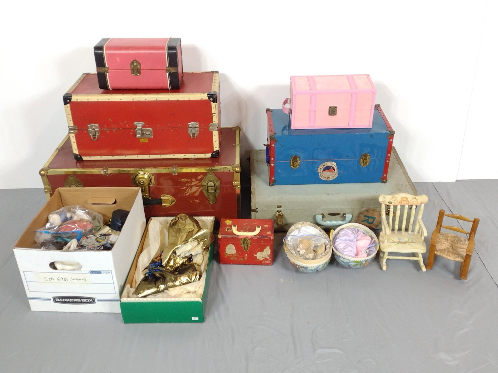 Large Lot Of Doll Storage And Accessories (1 of 5)