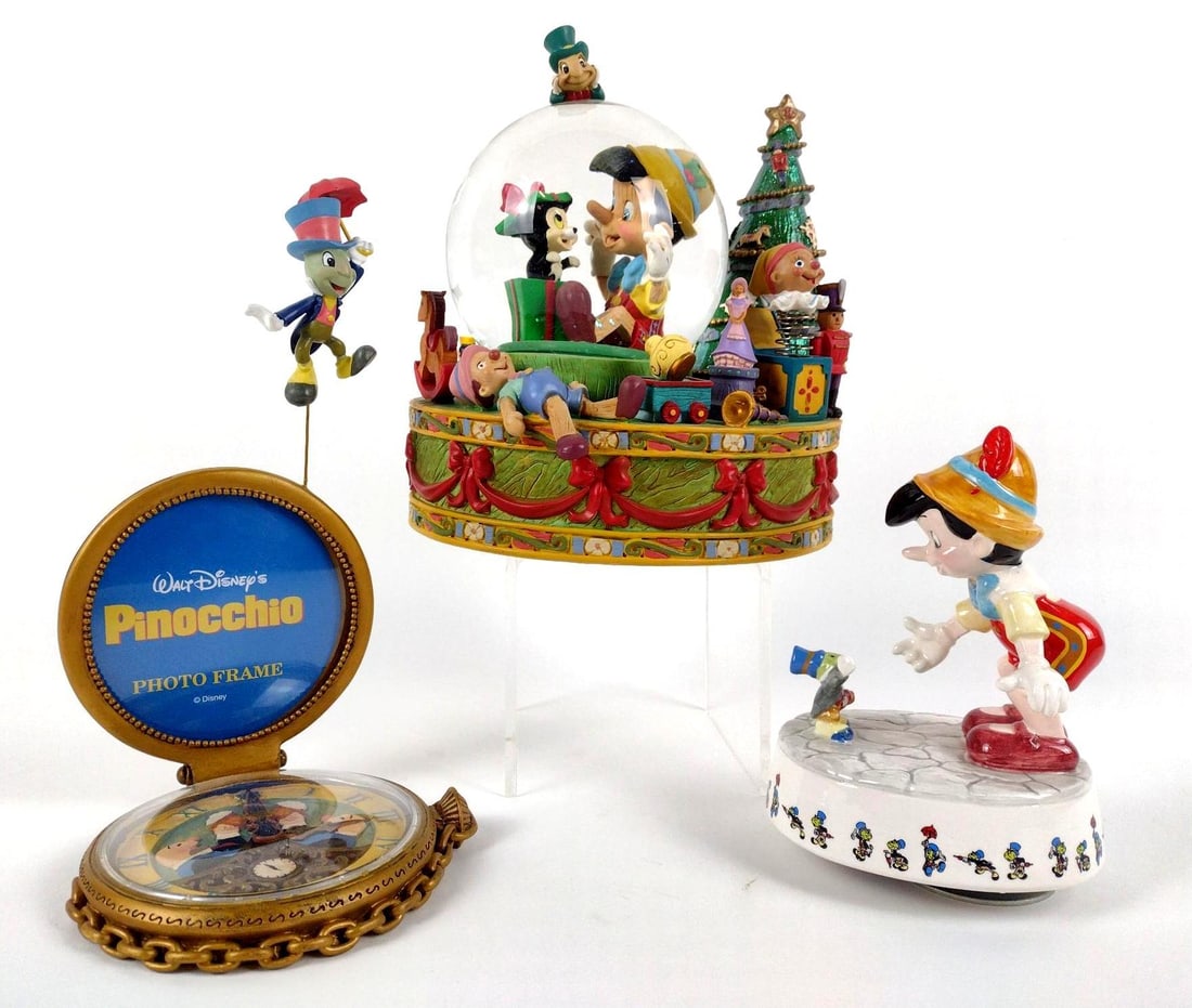 3 Pcs Pinocchio incl Snow Globe (1 of 8)