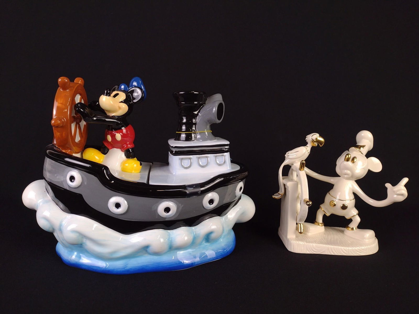 2 Steamboat Willie Figurines incl Lenox (1 of 7)