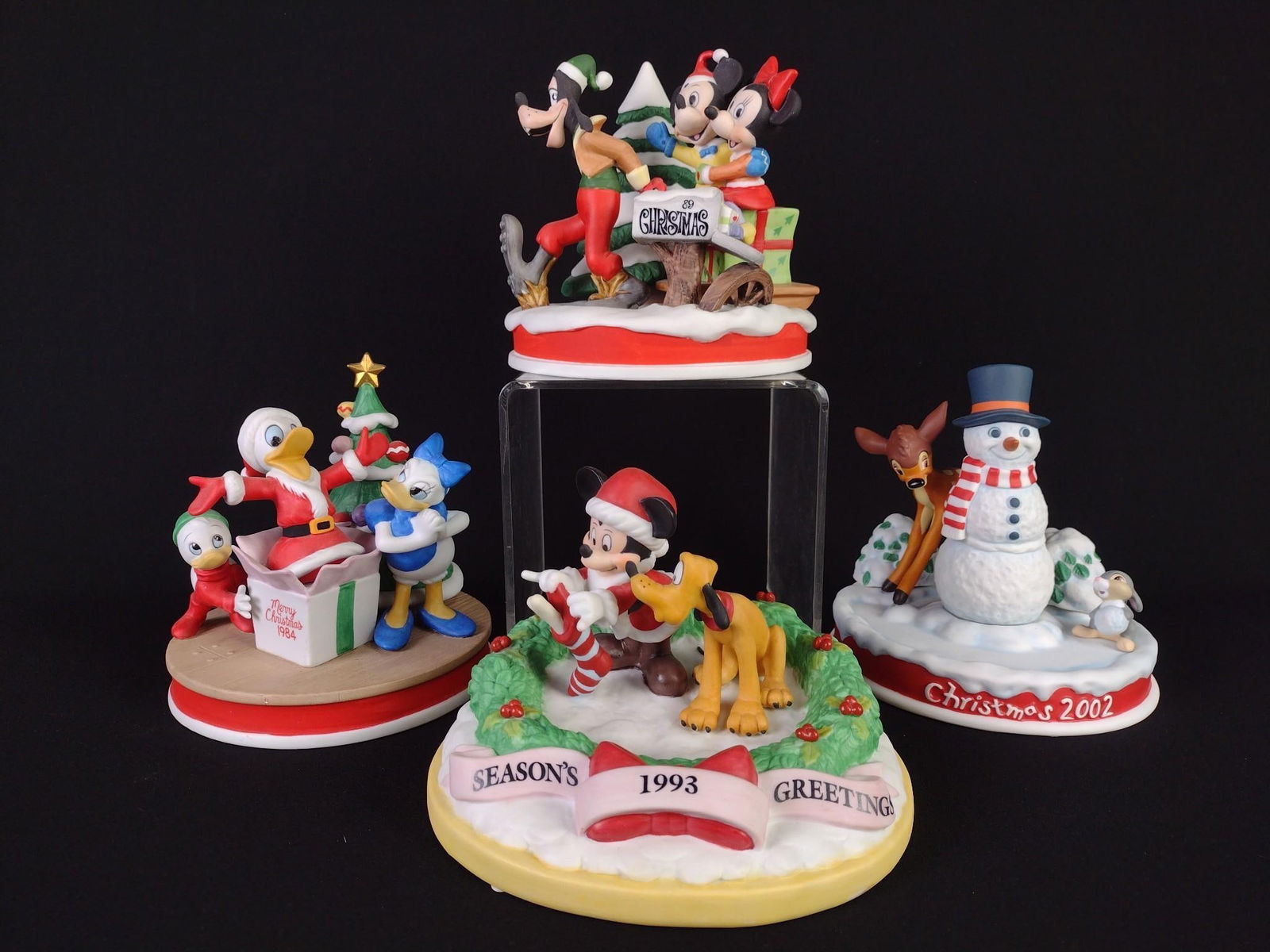 4 Disney Christmas Figurines incl Ltd Ed (1 of 13)