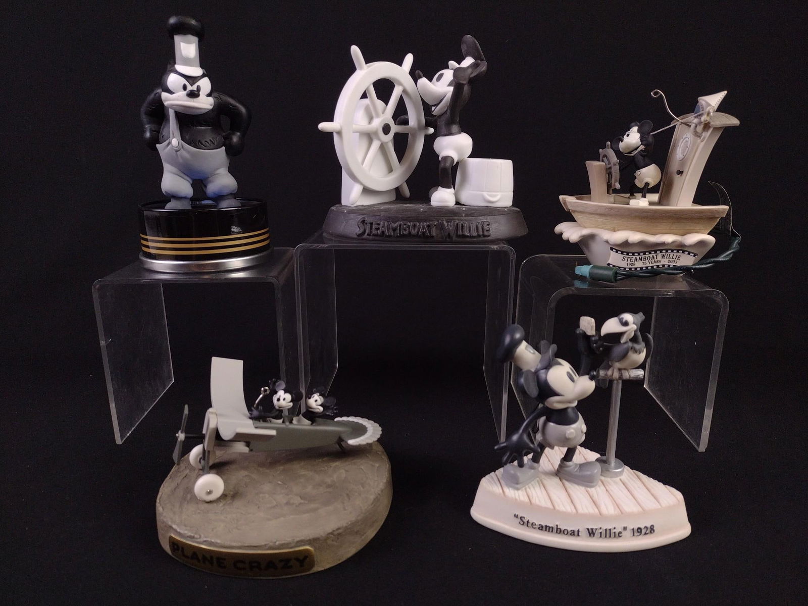 5 Black and White Mickey Mouse Figurines (1 of 15)