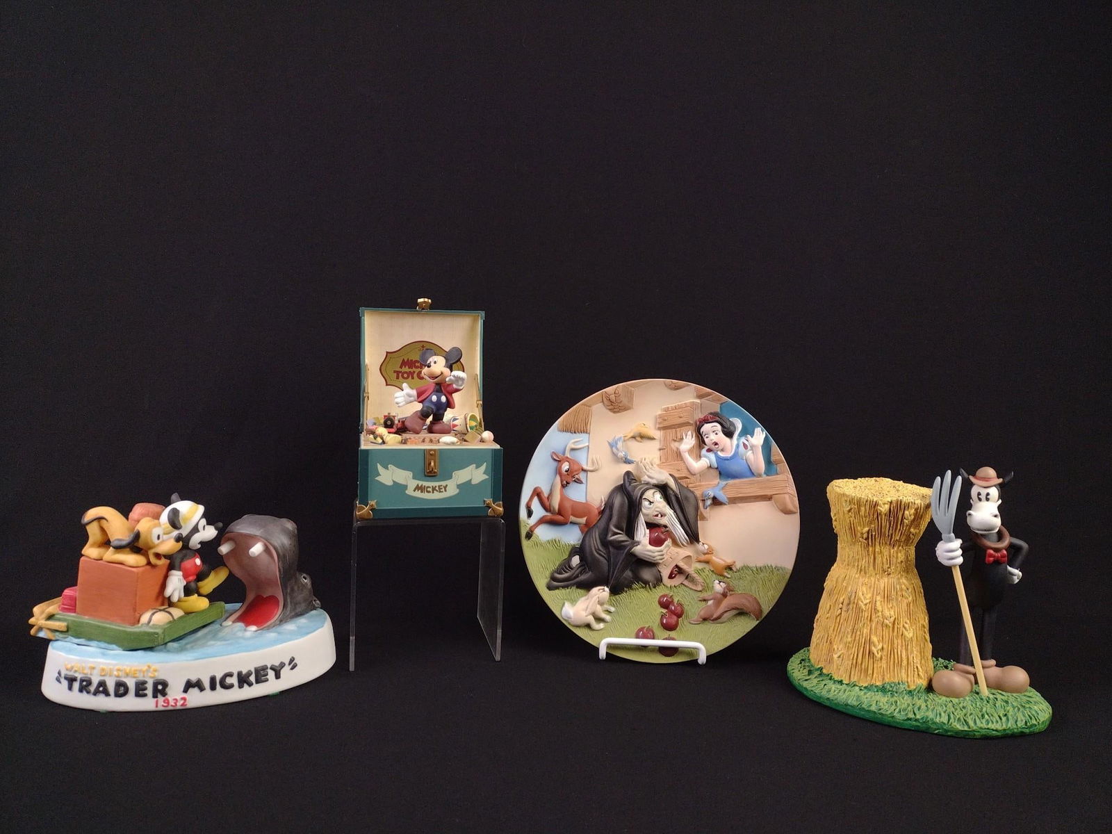 4 Disney Collectibles incl Ltd Ed (1 of 12)