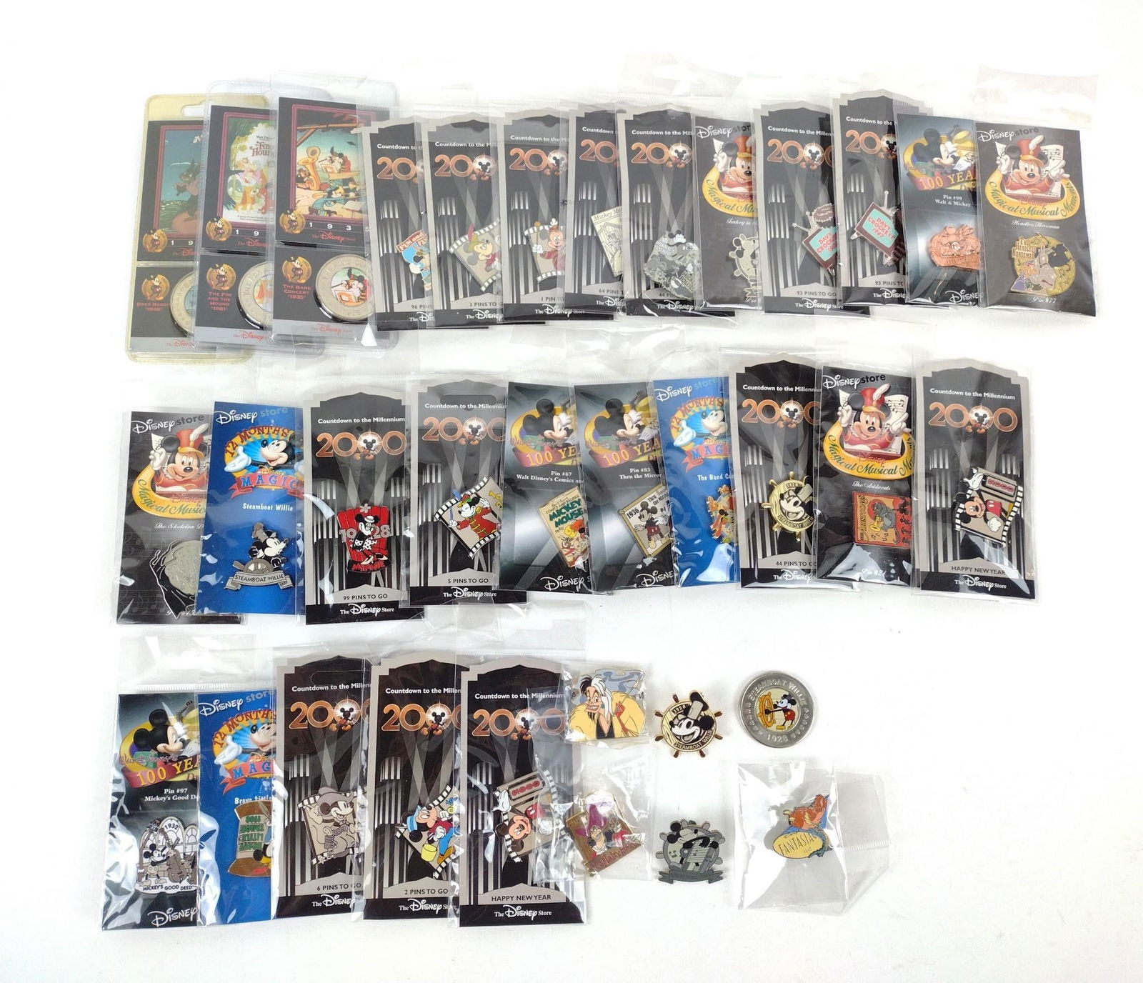 30 Disney Trading / Collector Pins + 4 Decades Coins (1 of 7)