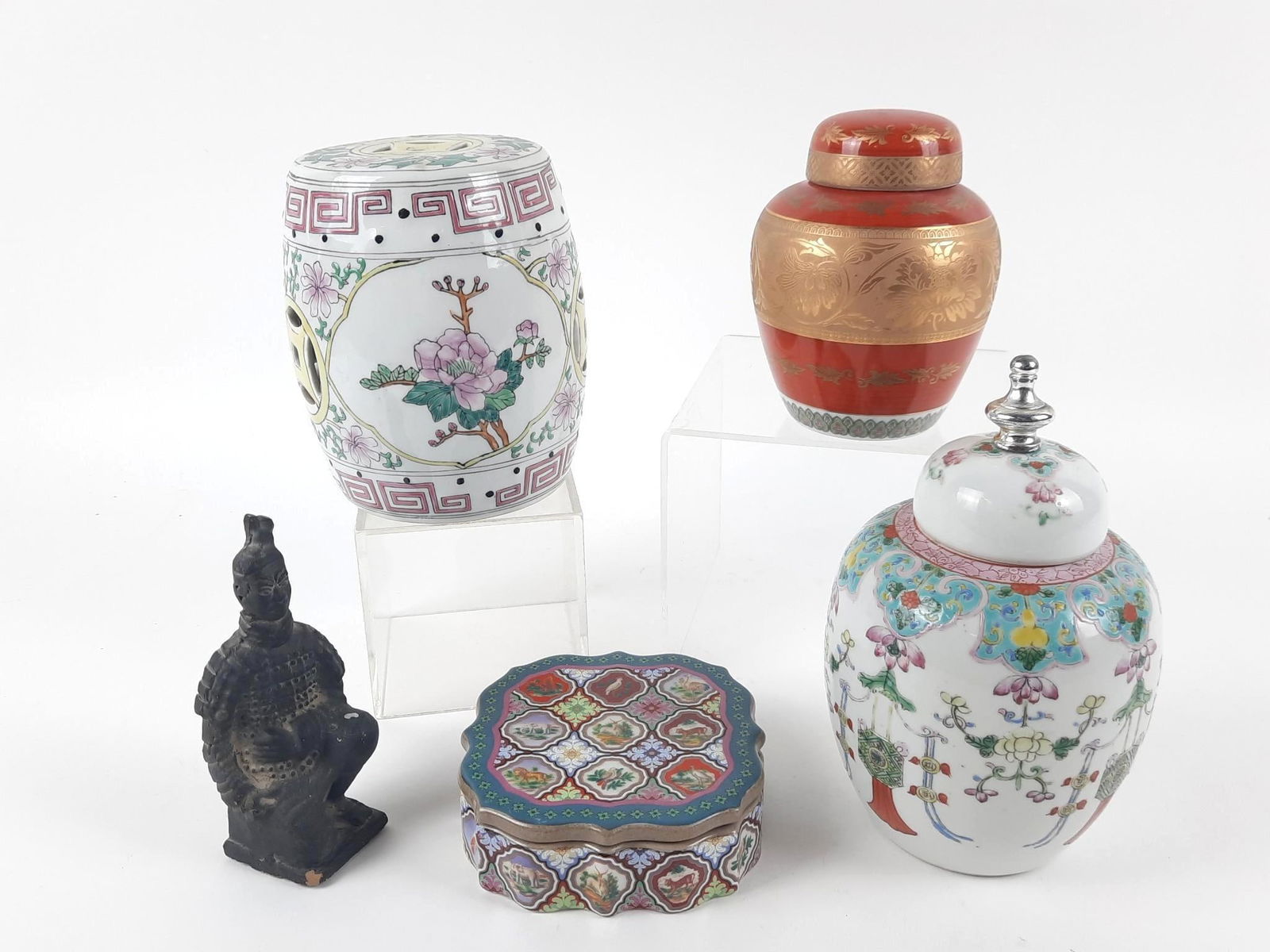 5 Asian Collectibles incl Miniature Garden Seat (1 of 8)