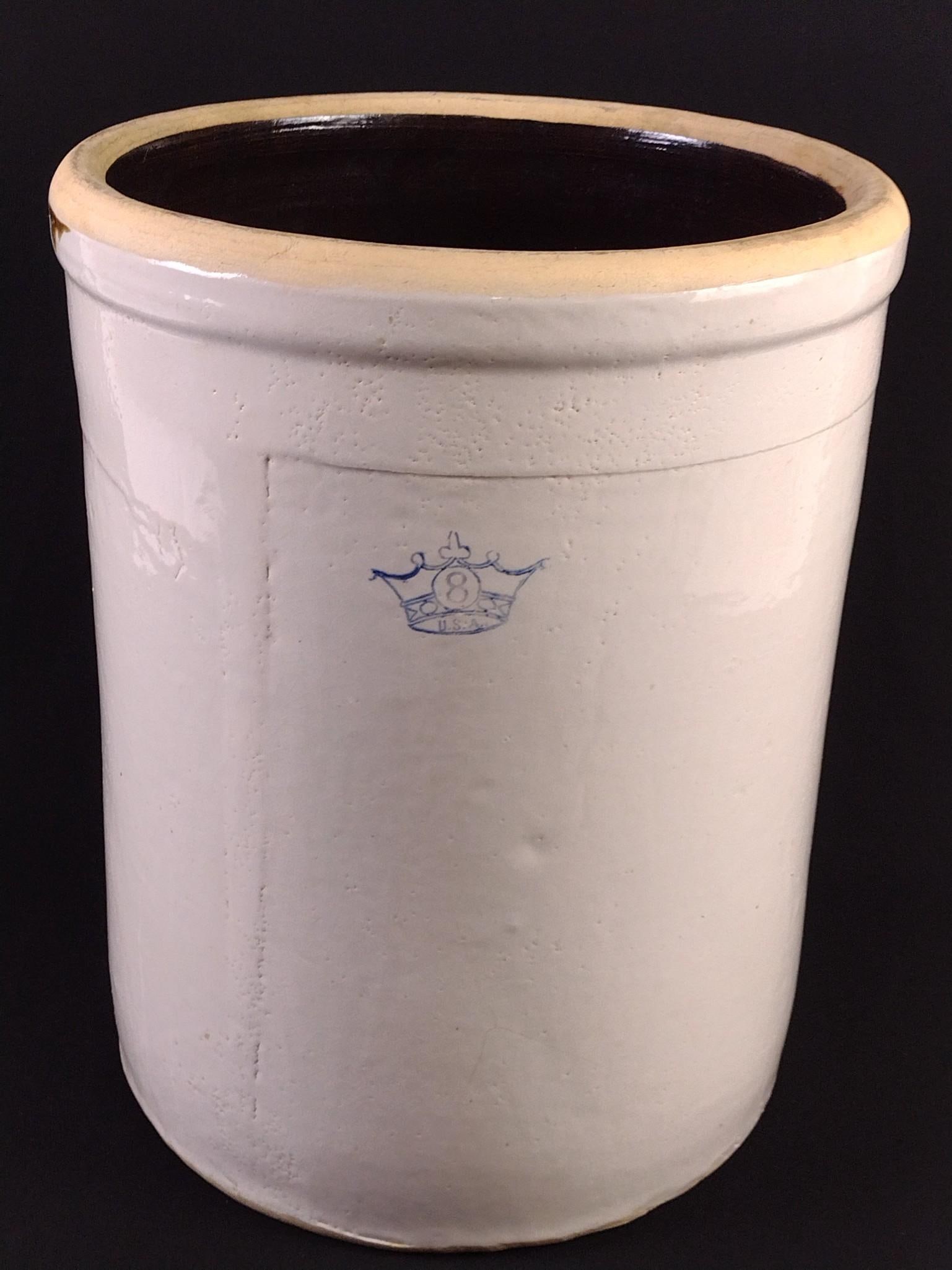 8 Gallon Ransbottom Pottery Crock (1 of 6)