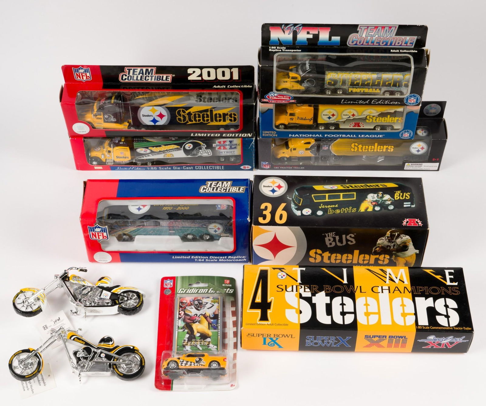 12 Steelers Collector Toys (1 of 8)