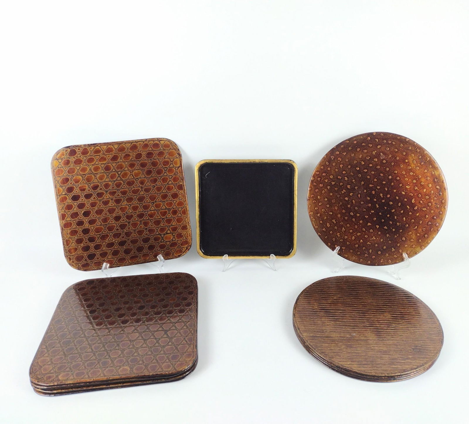 12 Pcs Lacquered Placemats and Square Tray (1 of 8)