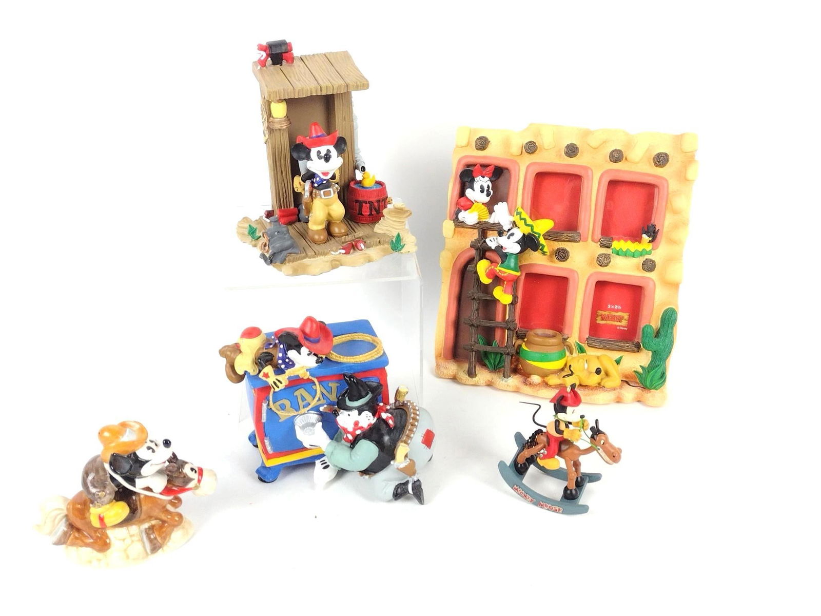 5 Wild West and Fiesta Mickey Mouse Figurines and Picture Frame (1 of 9)