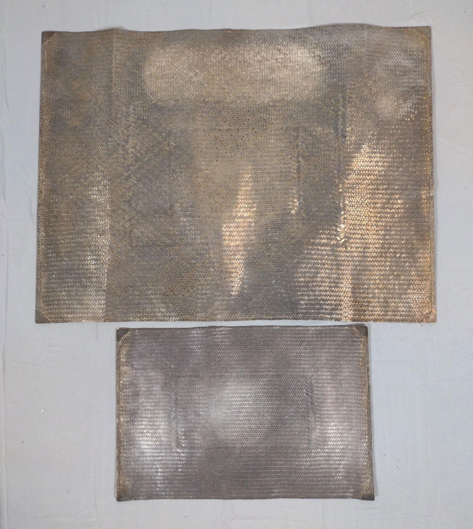 2 Woven Metal Desk Mats (1 of 5)