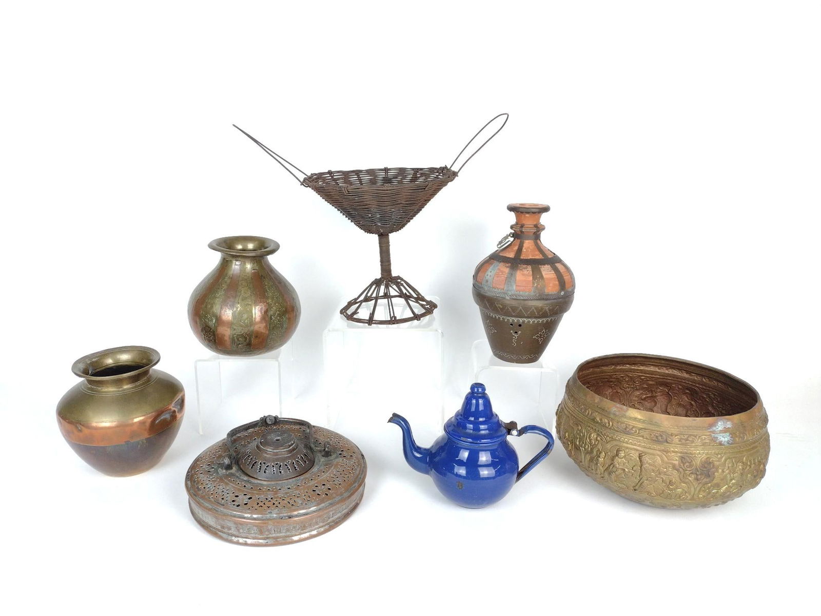 7 Pcs Metalware incl Wire Wrapped Basket (1 of 11)