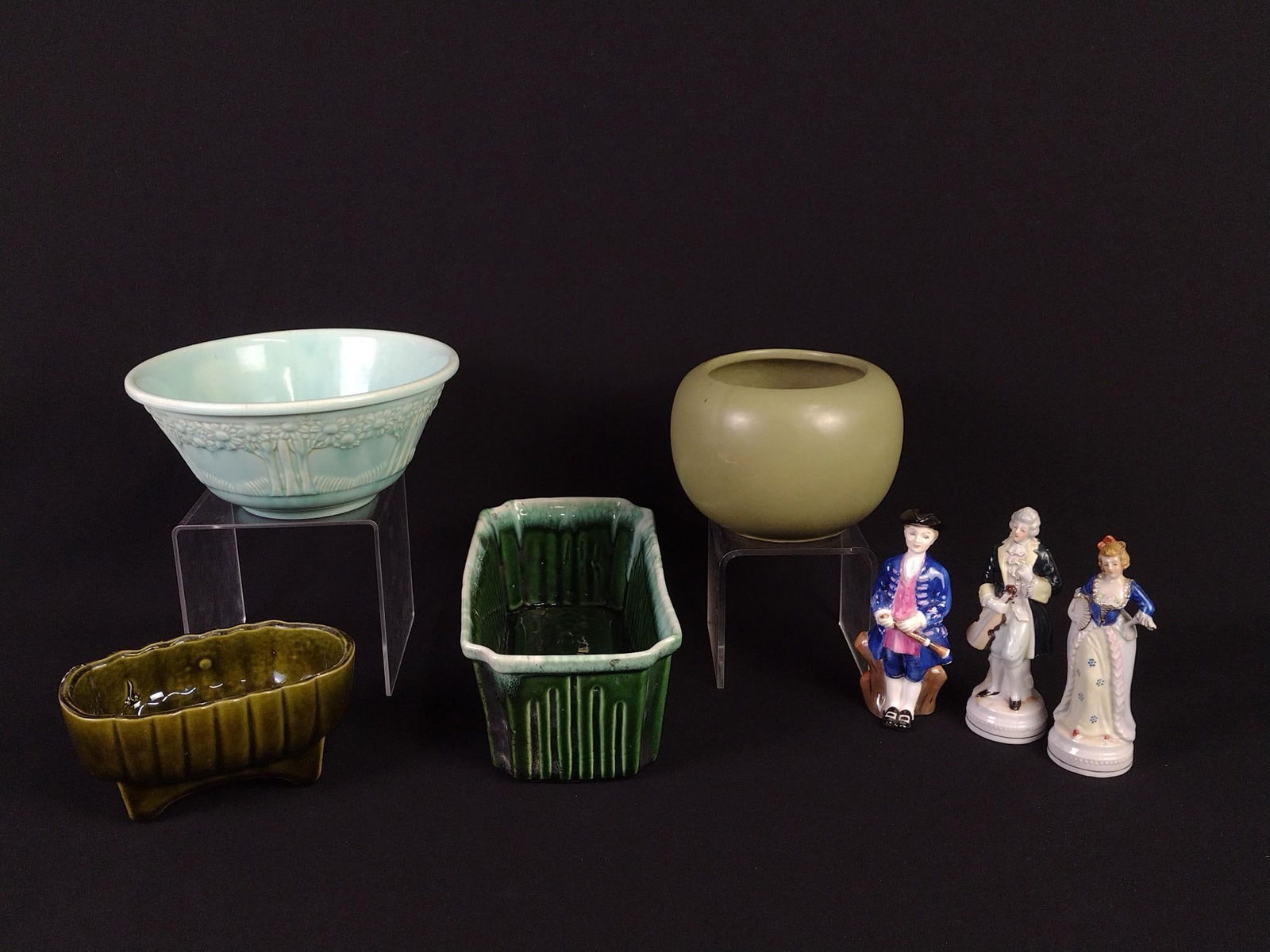 7 Ceramics incl Vases and Figurines (1 of 10)