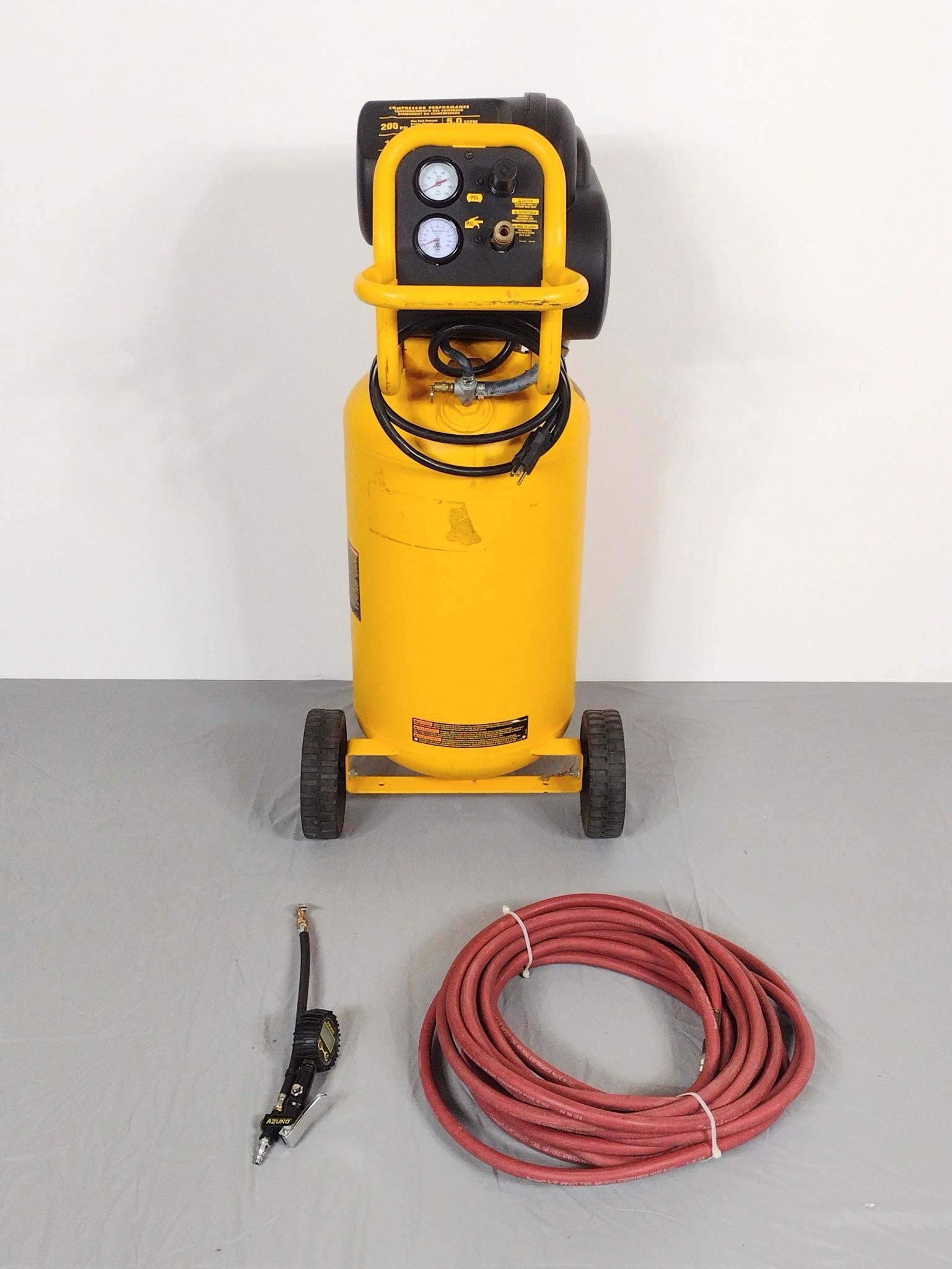 DeWalt 200 PSI Air Compressor With Tire Gauge (1 of 7)