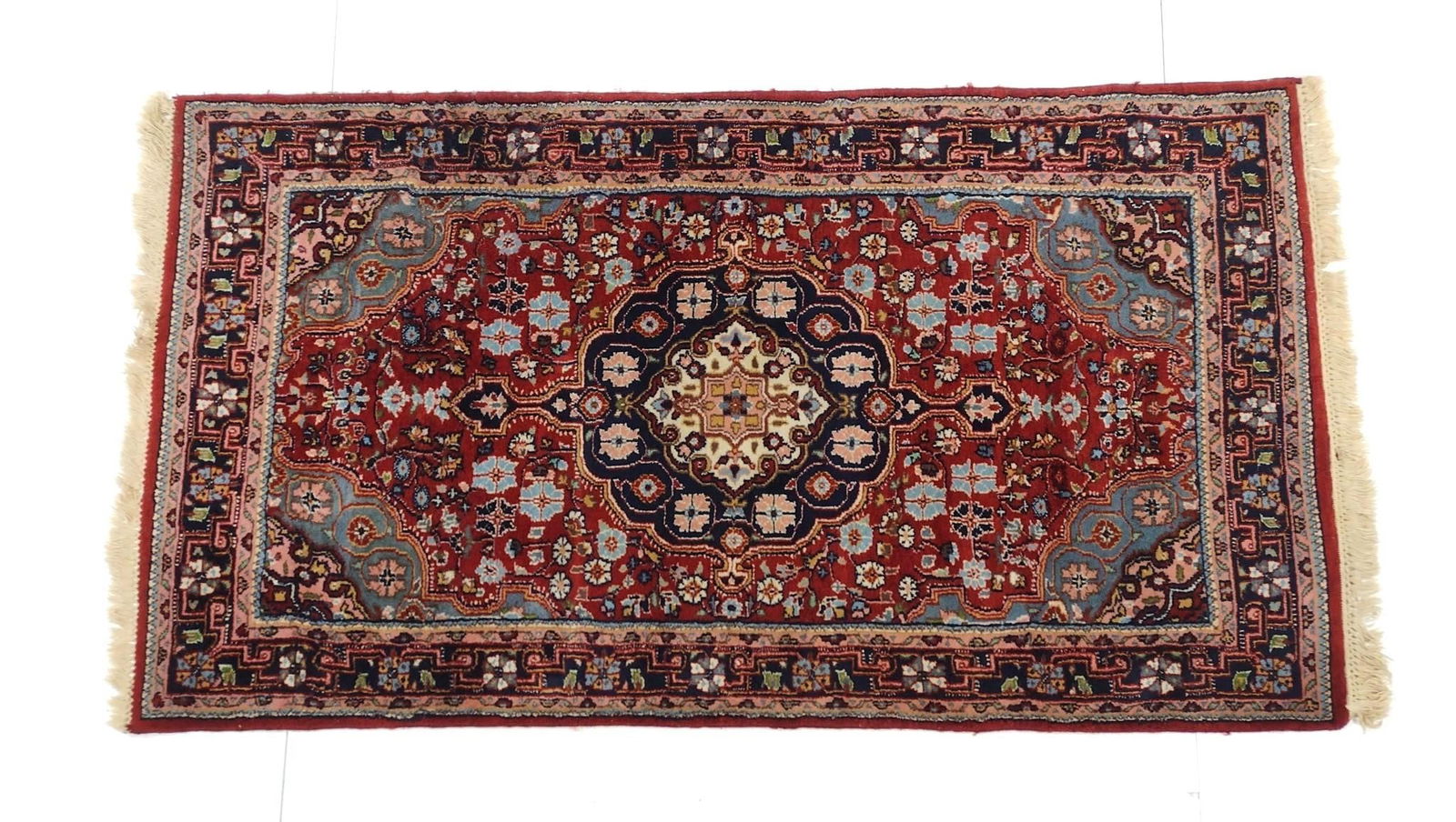 Persian Area Rug with Central Medallion (1 of 4)