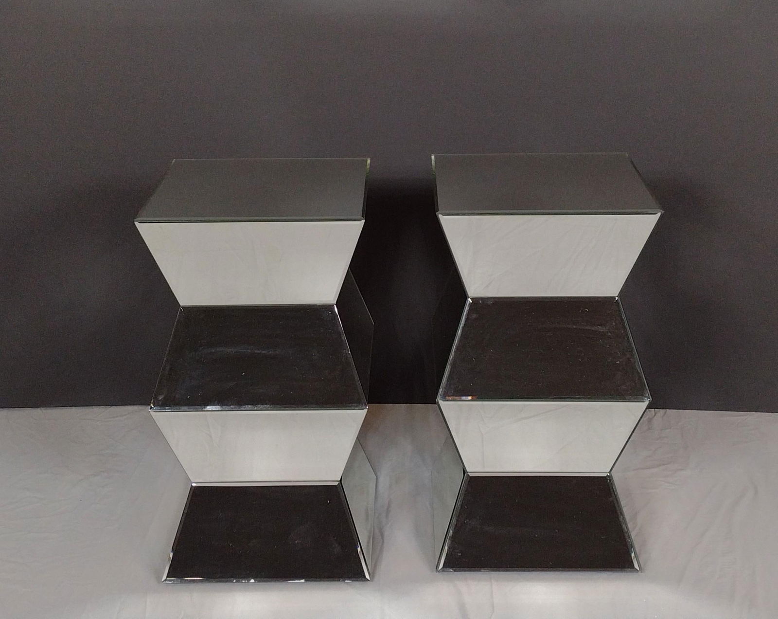 Pair Stein World Mirrored Pedestal Tables (1 of 7)