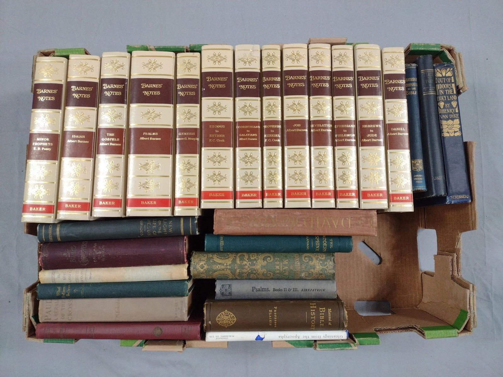 28 Vols Religious Books incl Barnes Notes Set (1 of 3)