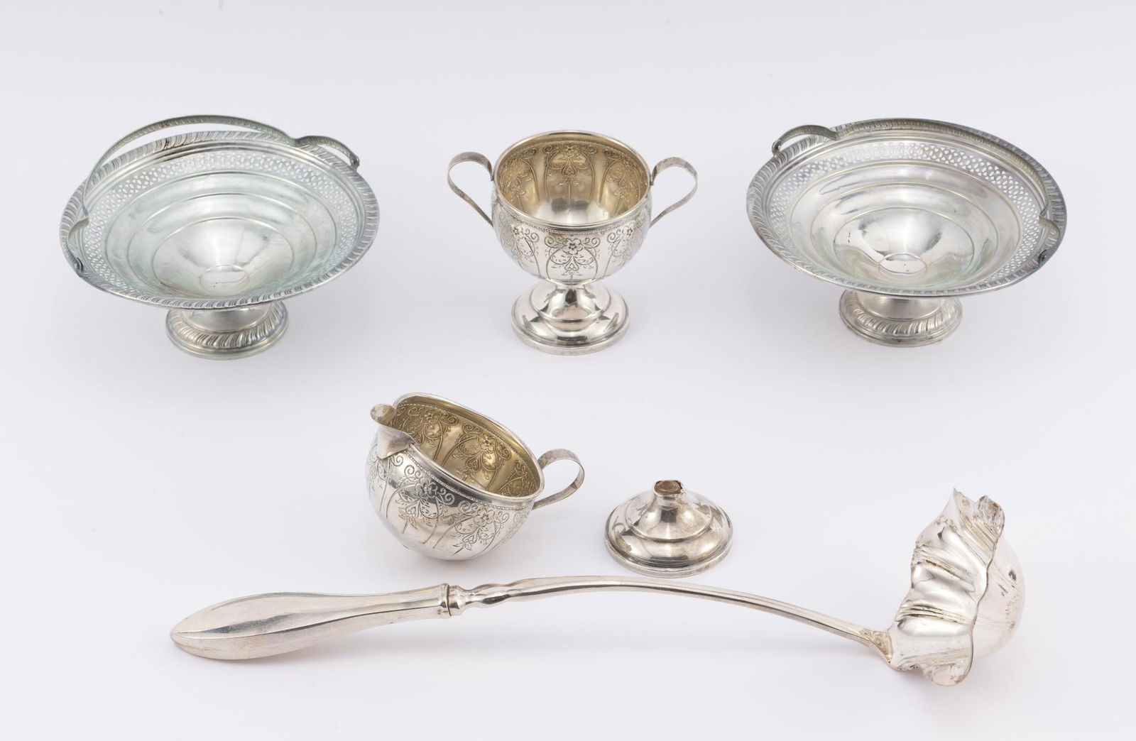 4 Pcs Weighted Sterling Silver & 1 Silverplate Ladle (1 of 8)