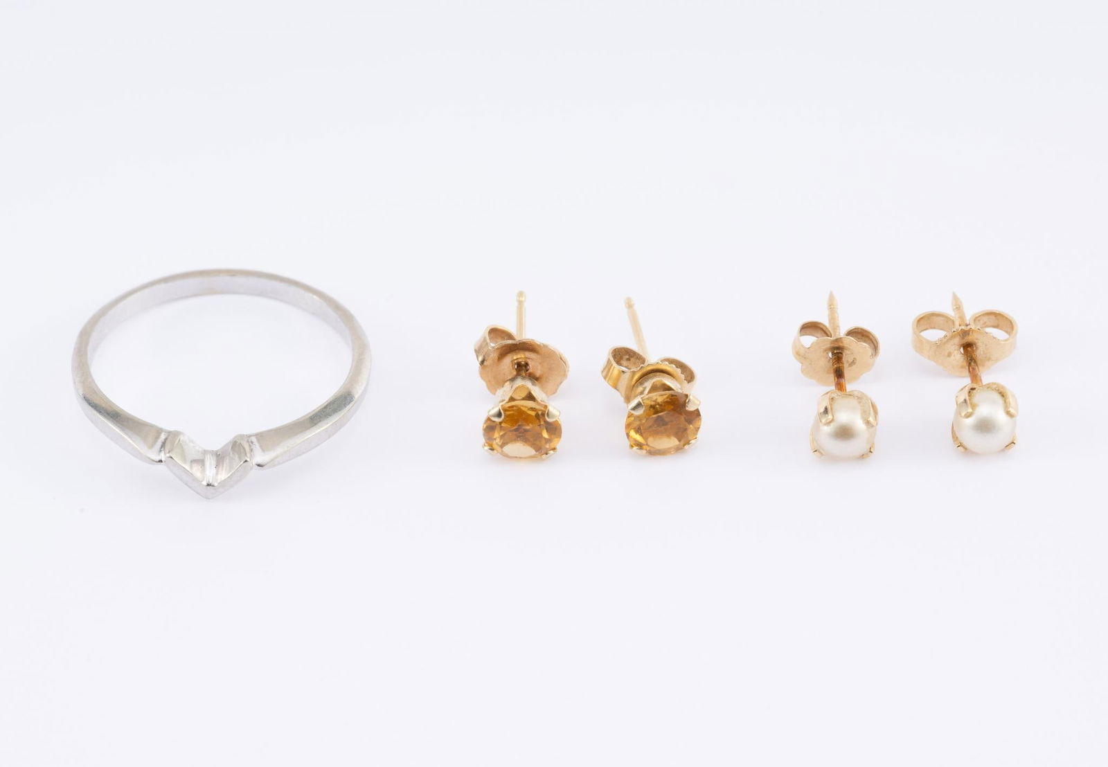 18K White Gold Ring & 14K Earrings (1 of 8)