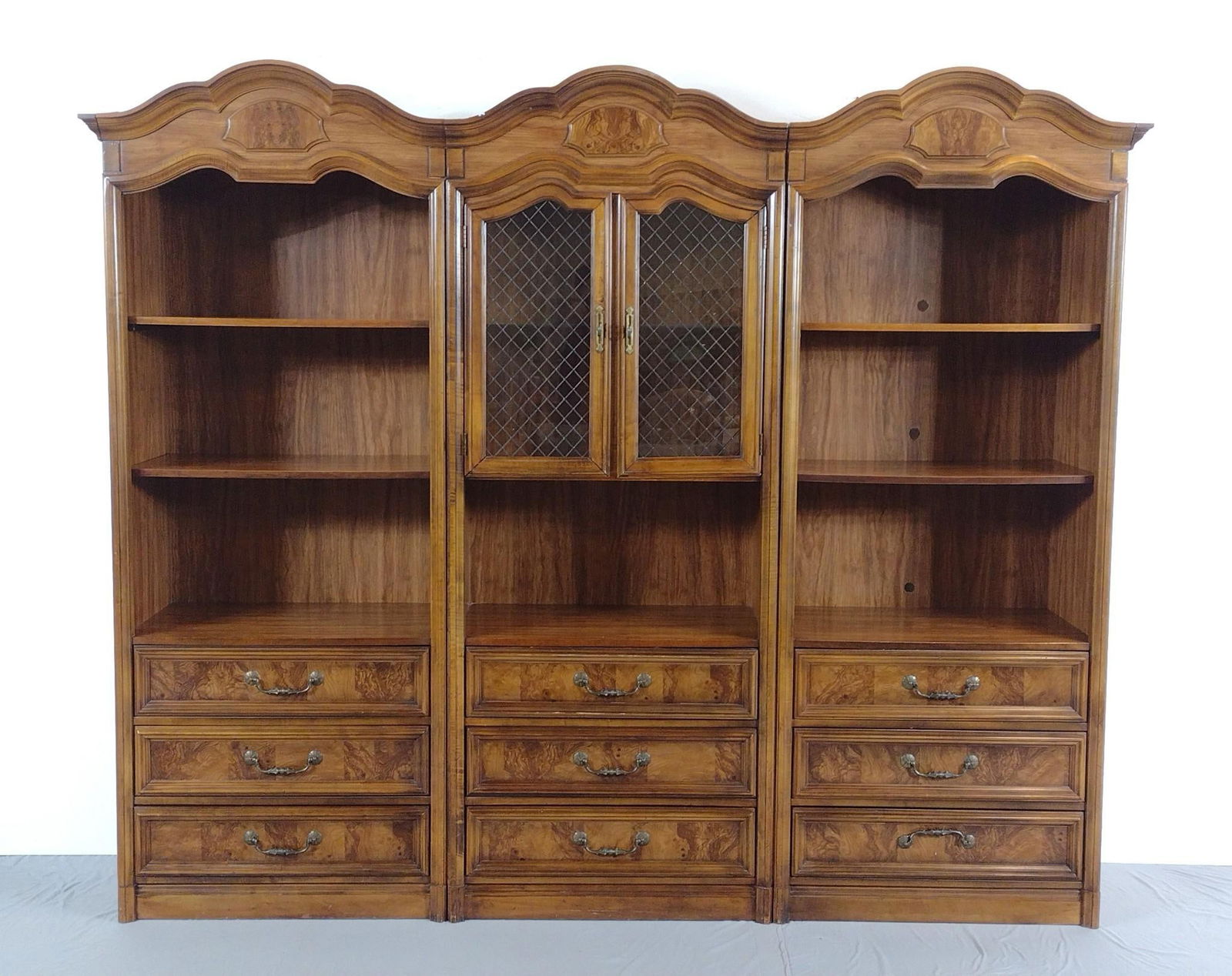 Drexel 3 Pc Wall Unit (1 of 7)