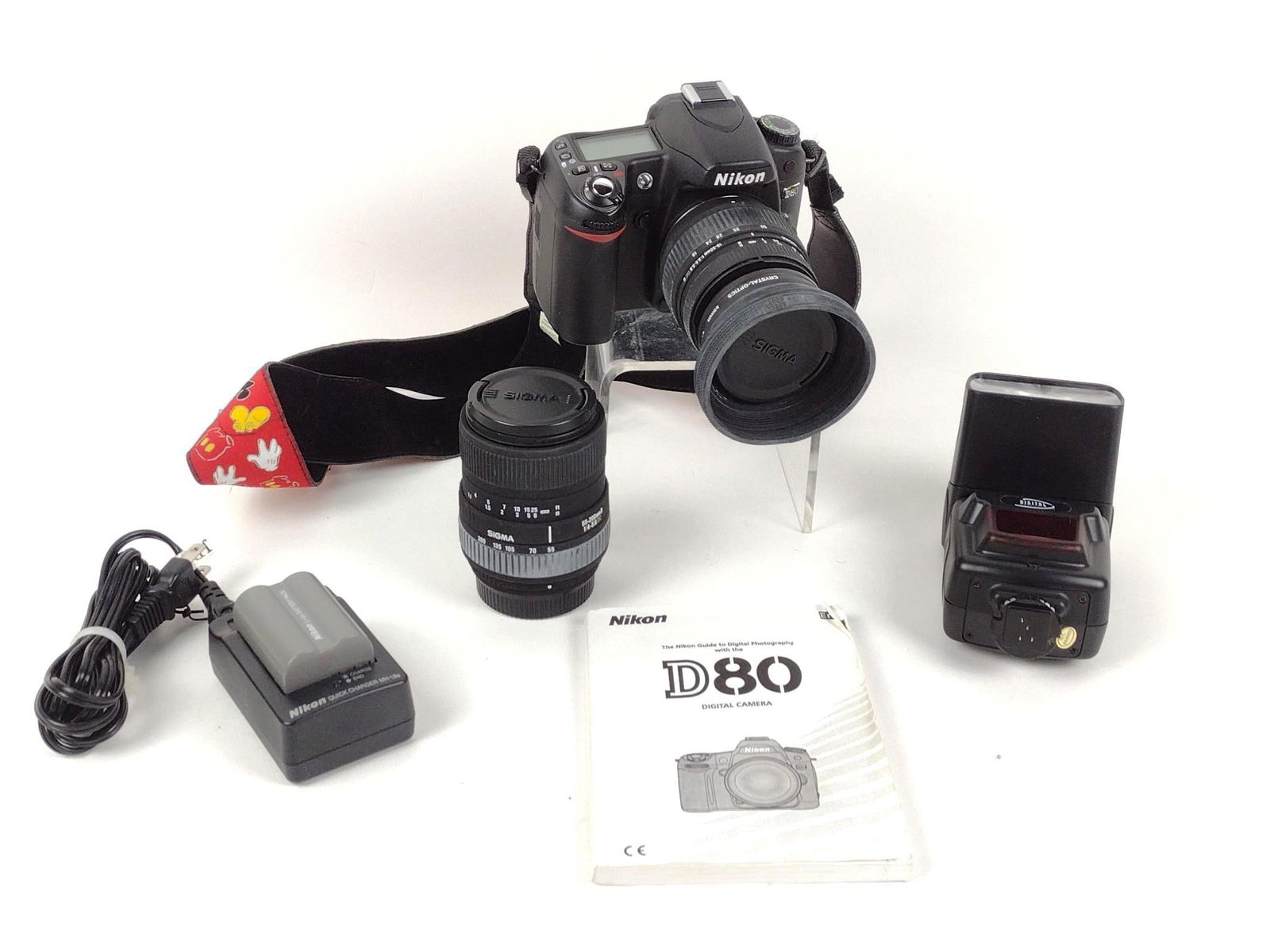 Nikon D80 Camera with 2 Lenses and Flash (1 of 9)