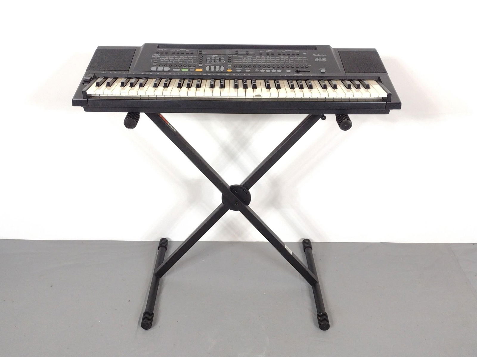 Technics KN500 PCM Keyboard With Proline Stand (1 of 7)