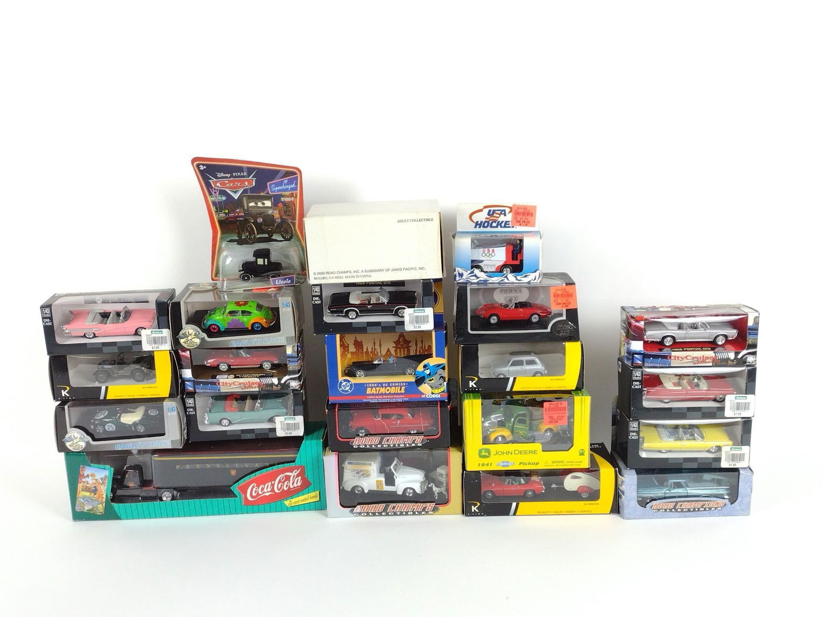 22 Vintage Cars / Trucks incl John Deere (1 of 5)