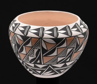 Linda Concho Acoma Pueblo Bowl